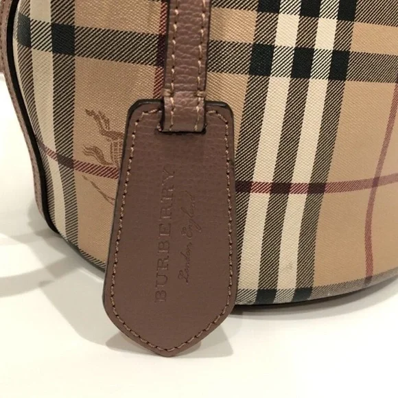Burberry Haymarket Check Lorne Bucket Bag - Picture 8 of 13